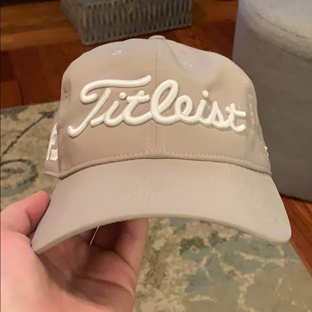 TITLEIST hat